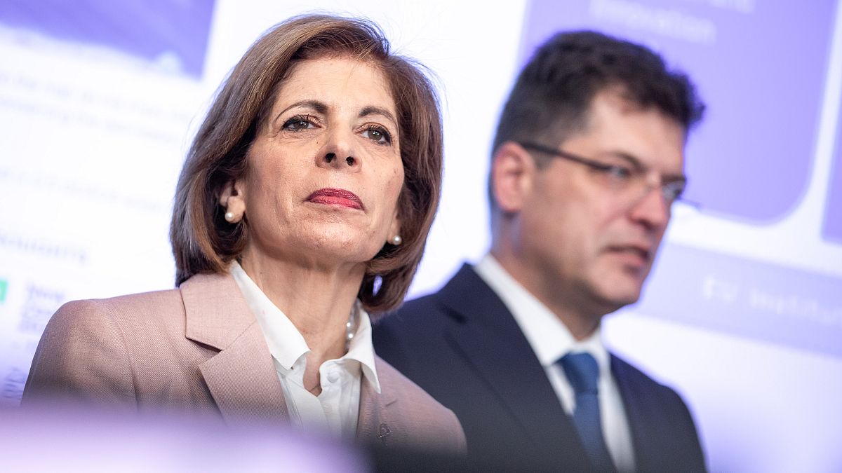 EU Health Commissioner Stella Kyriakides and Crisis Management Commissioner Janez Lenarčič have then called on EU member states to provide aid to Lebanon.