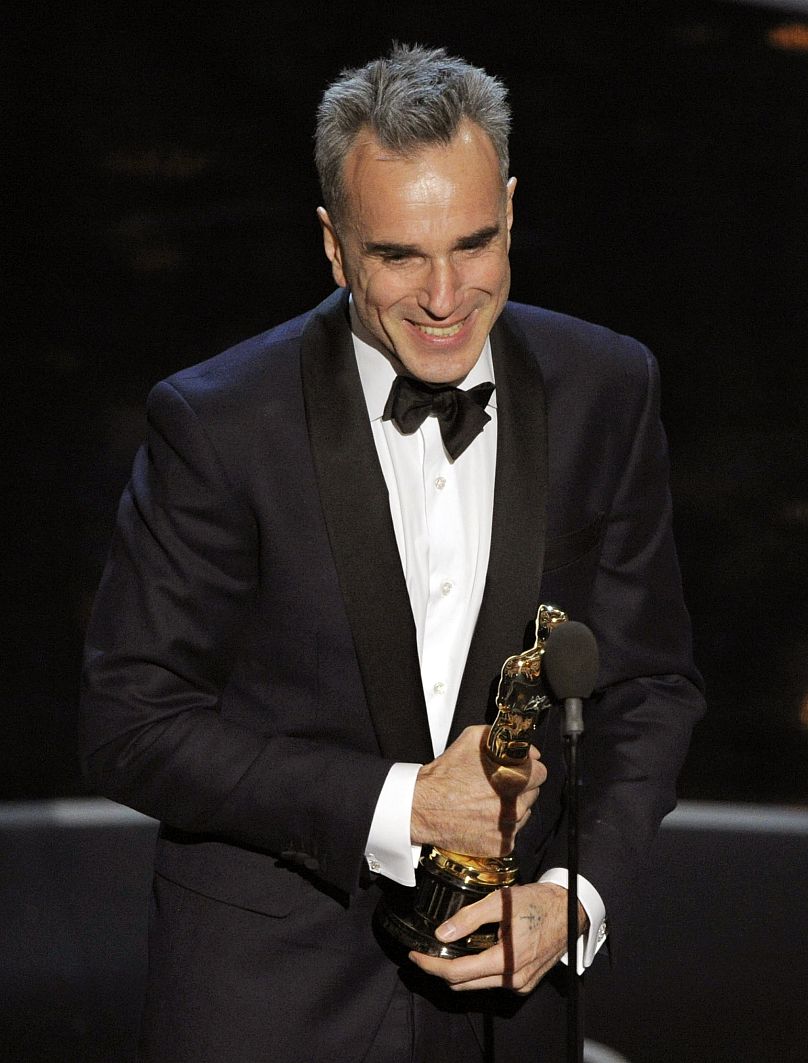 Daniel Day-Lewis reçoit l'Oscar du meilleur acteur pour 