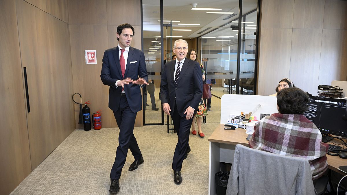 EU climate commissioner Wopke Hoekstra (L) with Mukhtar Babayev, Azerbaijani Minister for Ecology and Natural Resources at a meeting in Baku on 20 June