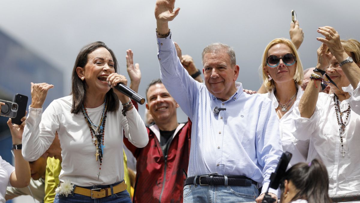 Venezuelan opposition leaders María Corina Machado and Edmundo González Urrutia  during a protest in Caracas