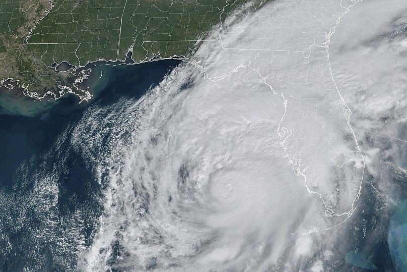 Une image satellite montre l'ouragan Milton dans le golfe du Mexique, au large des côtes de la Floride.