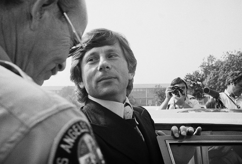 Roman Polanski à sa sortie du tribunal - 25 octobre 1977 à Santa Monica, Californie