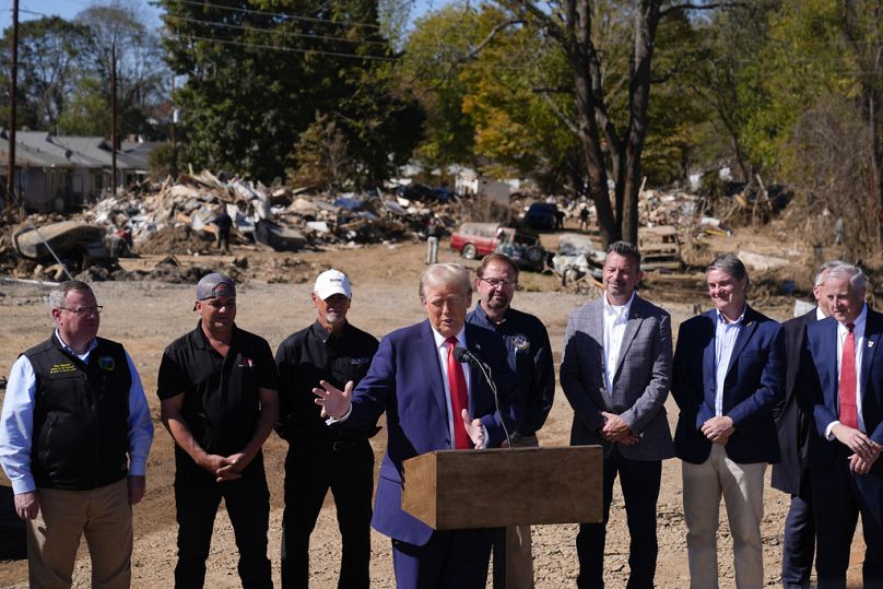 L'ancien président Donald Trump, candidat républicain à la présidentielle, prononce un discours sur les dégâts et la réponse fédérale à l'ouragan Helene.