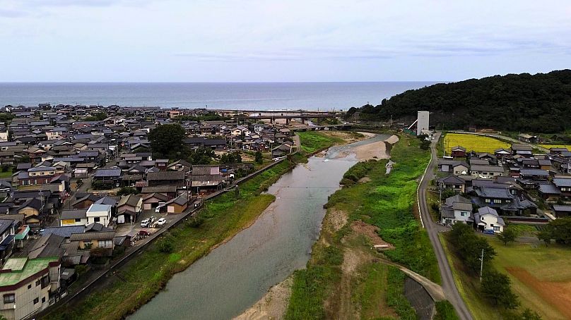 Le point de rencontre de la rivière Okawa et de la mer du Japon à Murakami est un lieu prisé pour observer la pêche traditionnelle au saumon « Kodoryo ».