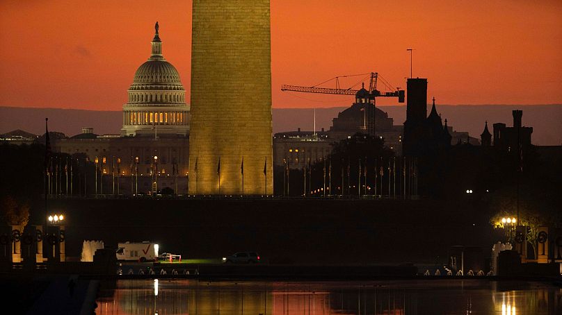 Le soleil se lève sur le Capitole américain le jour des élections