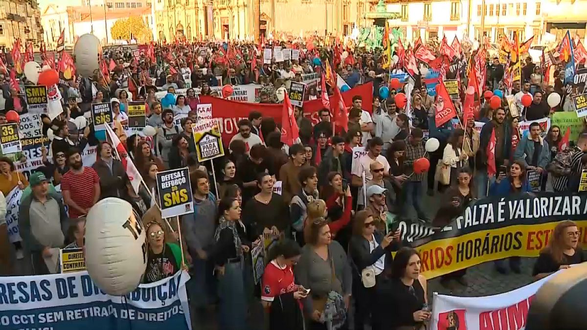 Protesters in Porto demand better wages and higher pensions, 9 November, 2024