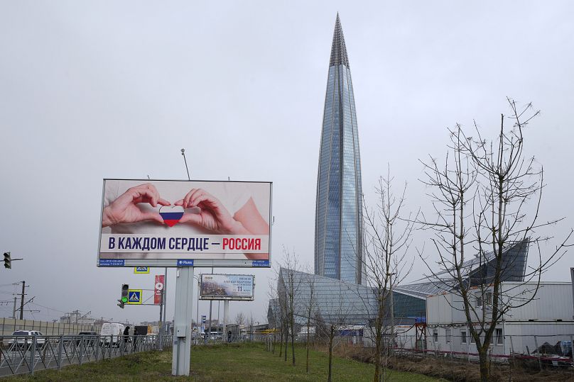 Une vue de la tour d'affaires Lakhta Centre, siège de Gazprom à Saint-Pétersbourg, le 27 avril 2022