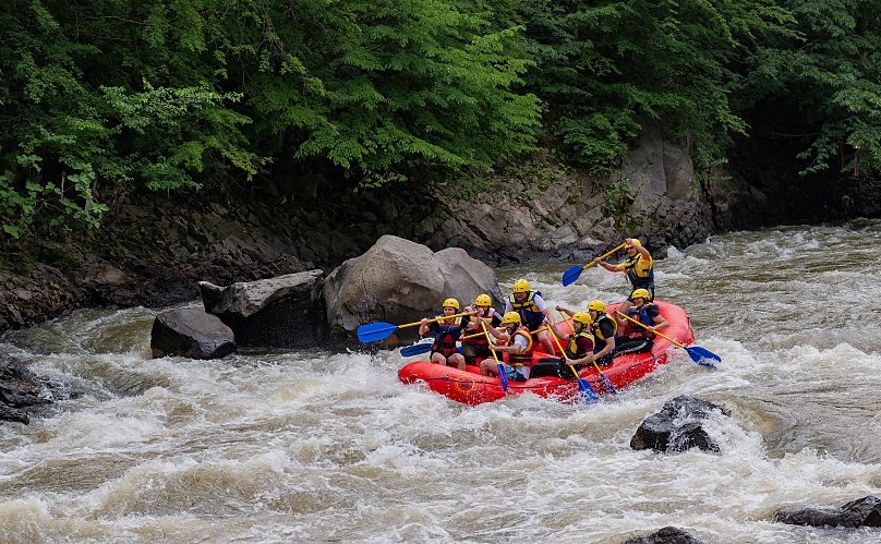 Rafting sur la rivière Debbed