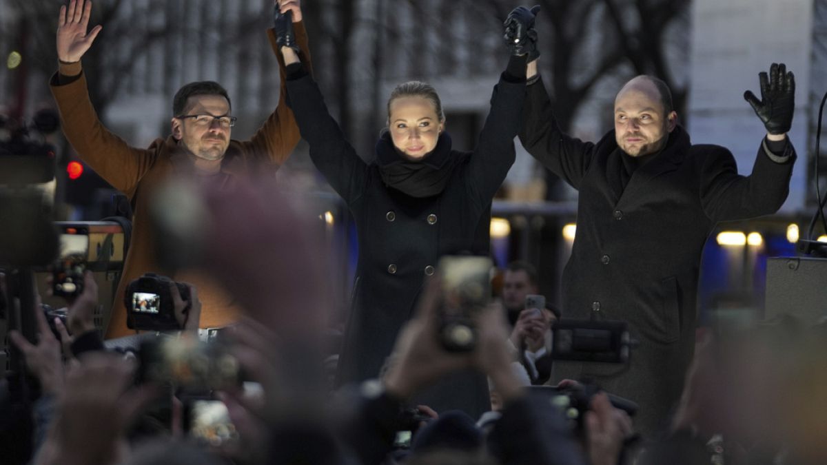 Yulia Navalnaya, centre, Vladimir Kara-Murza, right, and Ilya Yashin, left, at a demonstration against Russain President Vladimir Putin in Berlin, Germany, November 17th 2024