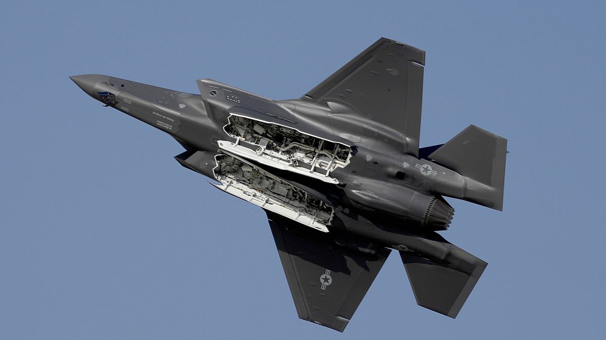 A US F-35 fighter jet performs during the opening day of the Dubai Air Show, United Arab Emirates, on Nov. 13, 2023.