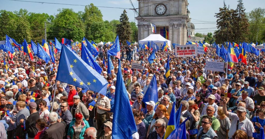 La Moldavie vote oui à l’adhésion à l’UE avec une faible marge