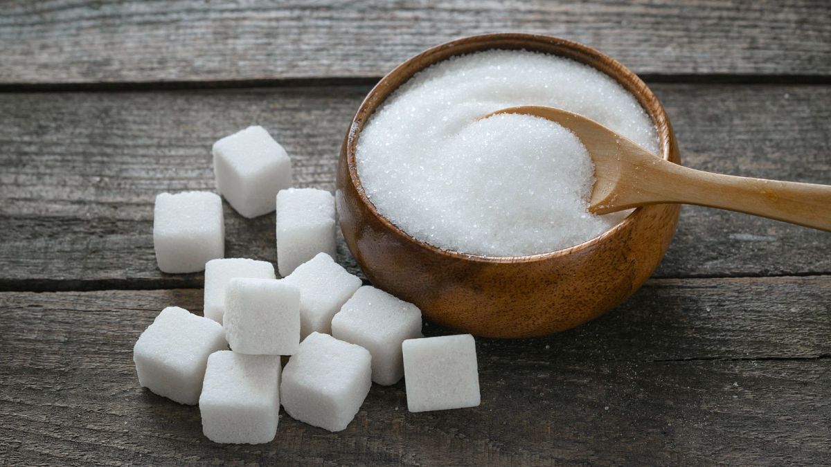 Limiting sugar intake from conception through early childhood was linked to lower risks of Type 2 diabetes and hypertension, a new study showed.