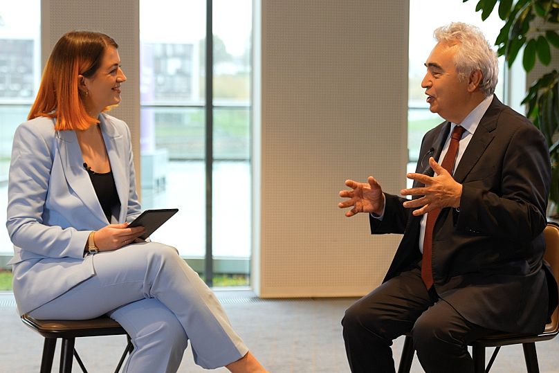 Dr Fatih Birol avec Hannah Brown sur La Grande Question