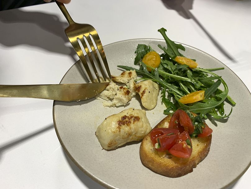 Poulet cultivé produit en laboratoire à partir de cellules de poulet à Emeryville, en Californie.