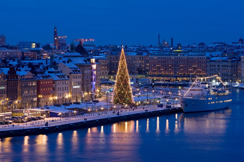 Stockholm est joliment décorée pour les fêtes de fin d'année