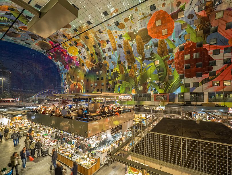 Le Markthal de Rotterdam réinvente les espaces à usage mixte.