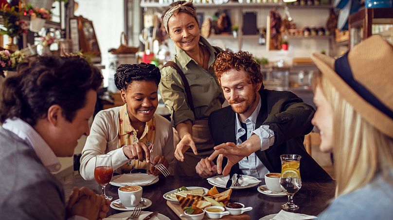 Les repas en personne sont à la hausse. 