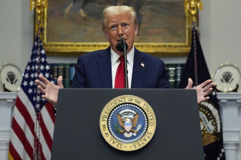 Le président Donald Trump s'exprime dans la salle Roosevelt de la Maison Blanche, le mardi 21 janvier 2025, à Washington.