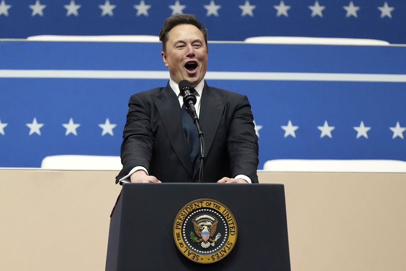 Elon Musk s'exprime lors d'un défilé d'investiture présidentielle en salle à Washington - lundi 20 janvier 2025