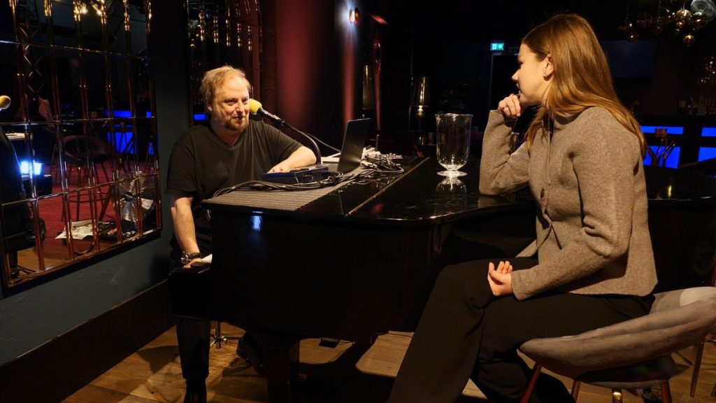 Barry Colson at ‘Barry’s Piano bar’, Davos, January 2025