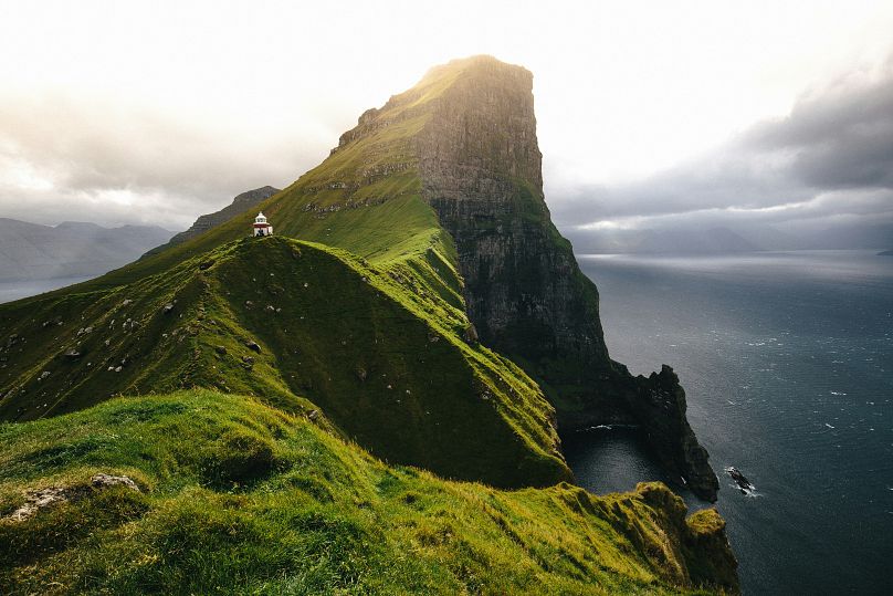 En 2019, les îles Féroé ont lancé leur programme « Fermé pour maintenance » dans le but de prouver que le tourisme peut être une force positive. 