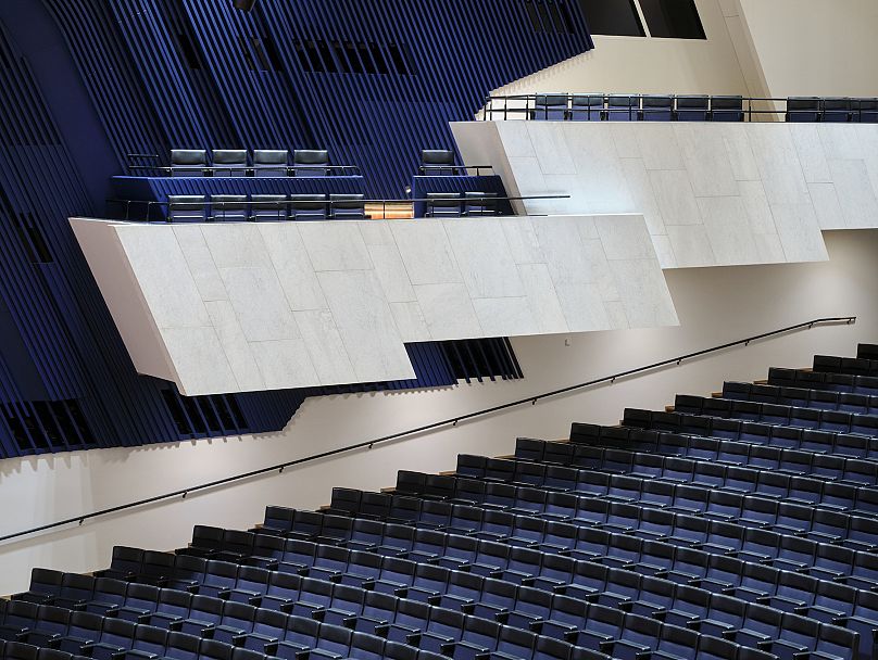 À l’intérieur de la salle de concert Finlandia Hall.