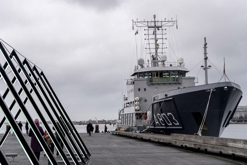 Les navires navals de l'OTAN sont amarrés à Ofelia Plads dans le port de Copenhague, 26 janvier 2025