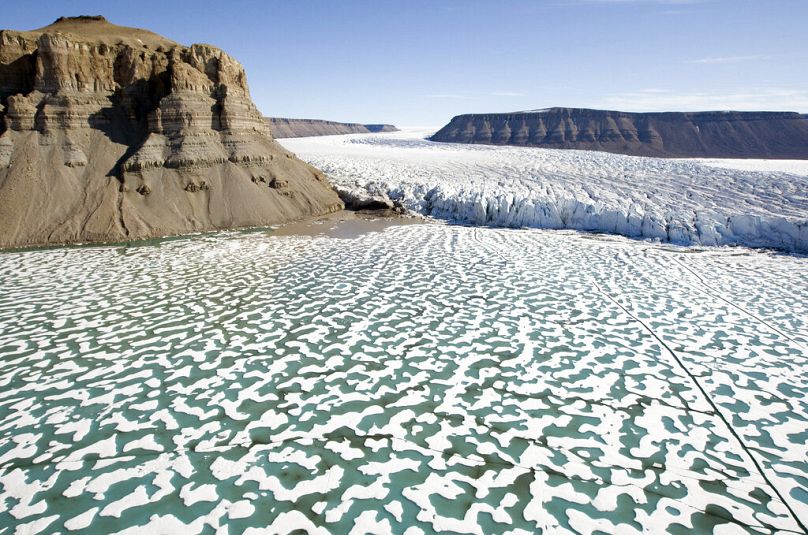 La fonte des glaces arctiques fait du Grenland une proposition attrayante.