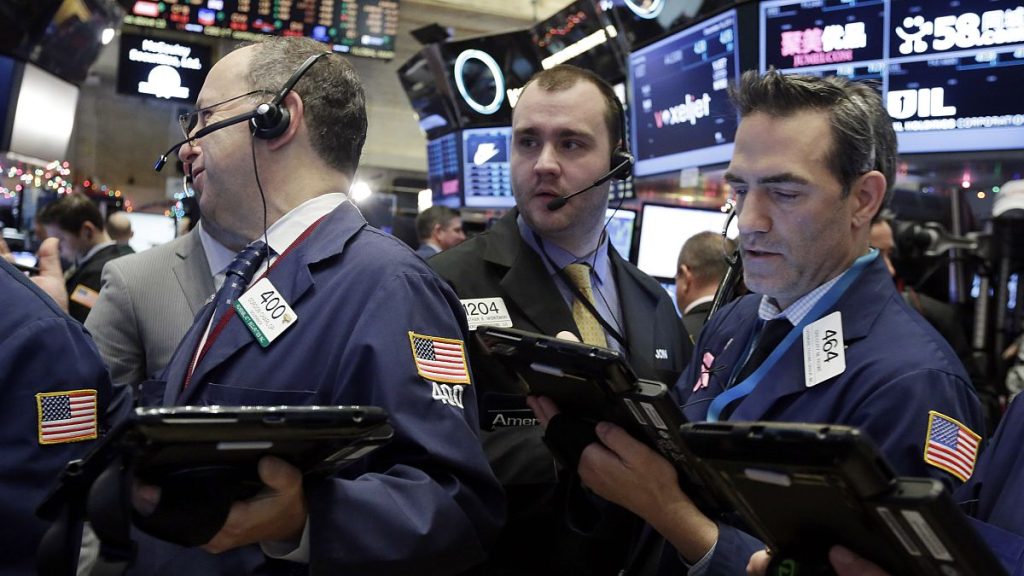 Trading floor - financial markets - file photo