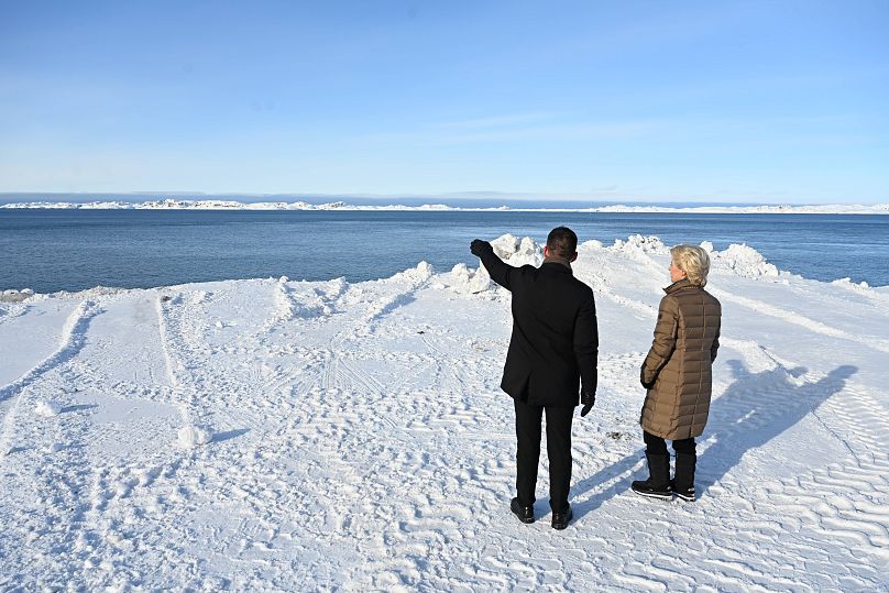 Le 15 mars 2024, Ursula von der Leyen, présidente de la Commission européenne, se rend au Groenland.