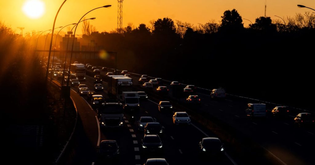 L'interdiction de l'UE sur les moteurs de voitures de combustion est en difficulté